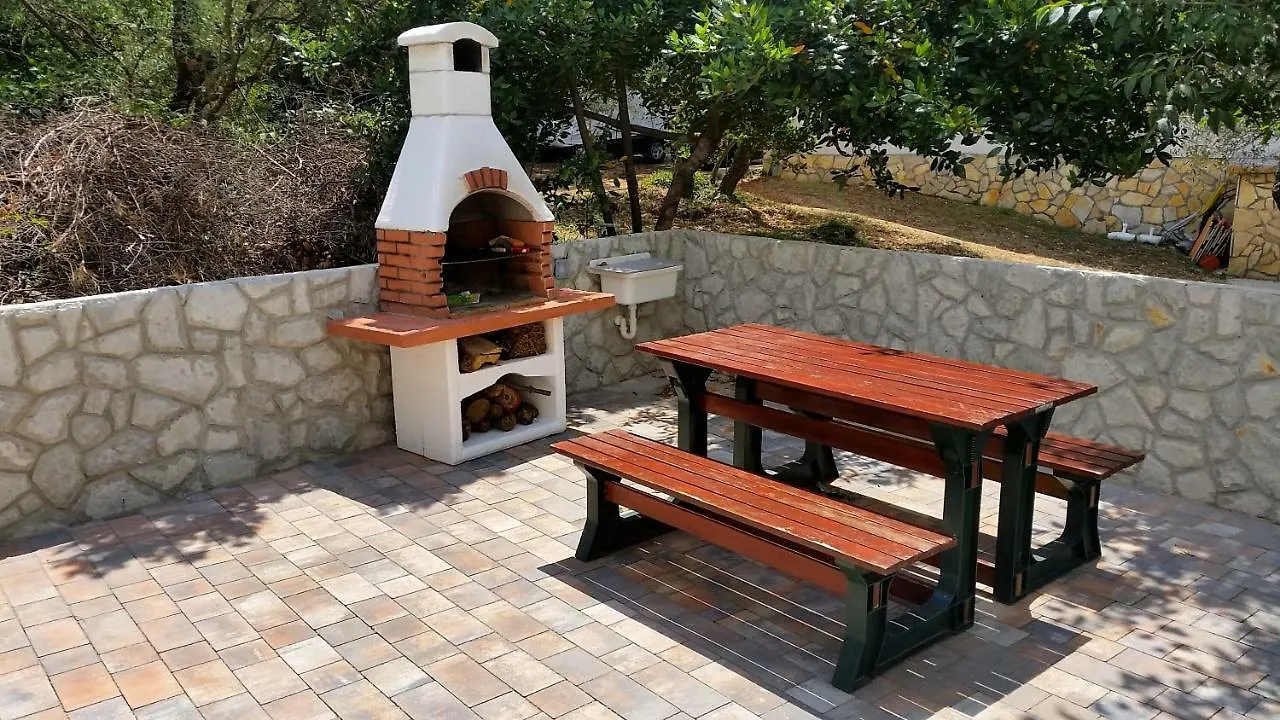 Villa Bionda Malinska Apartment